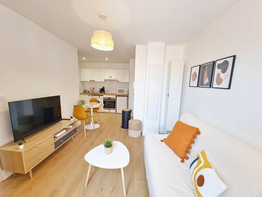 Appartement Le Saint Charles - T2 Hypercentre - Metro - Wifi *
